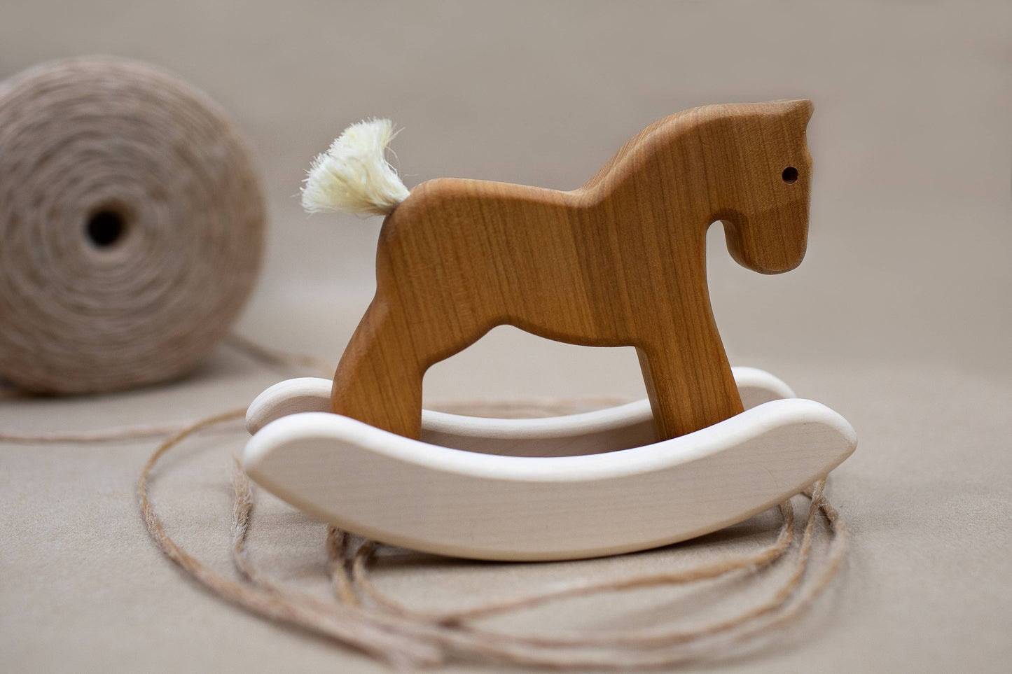 Bajo Rocking horse toy