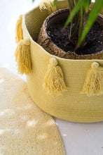 Load image into Gallery viewer, Yellow Basket with Tassels
