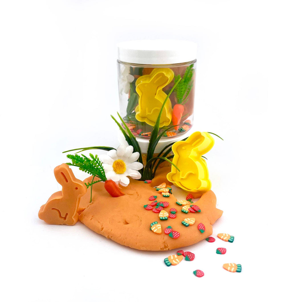 Bunny Garden (Carrot Cake) Mini Play Dough-To-Go Kit