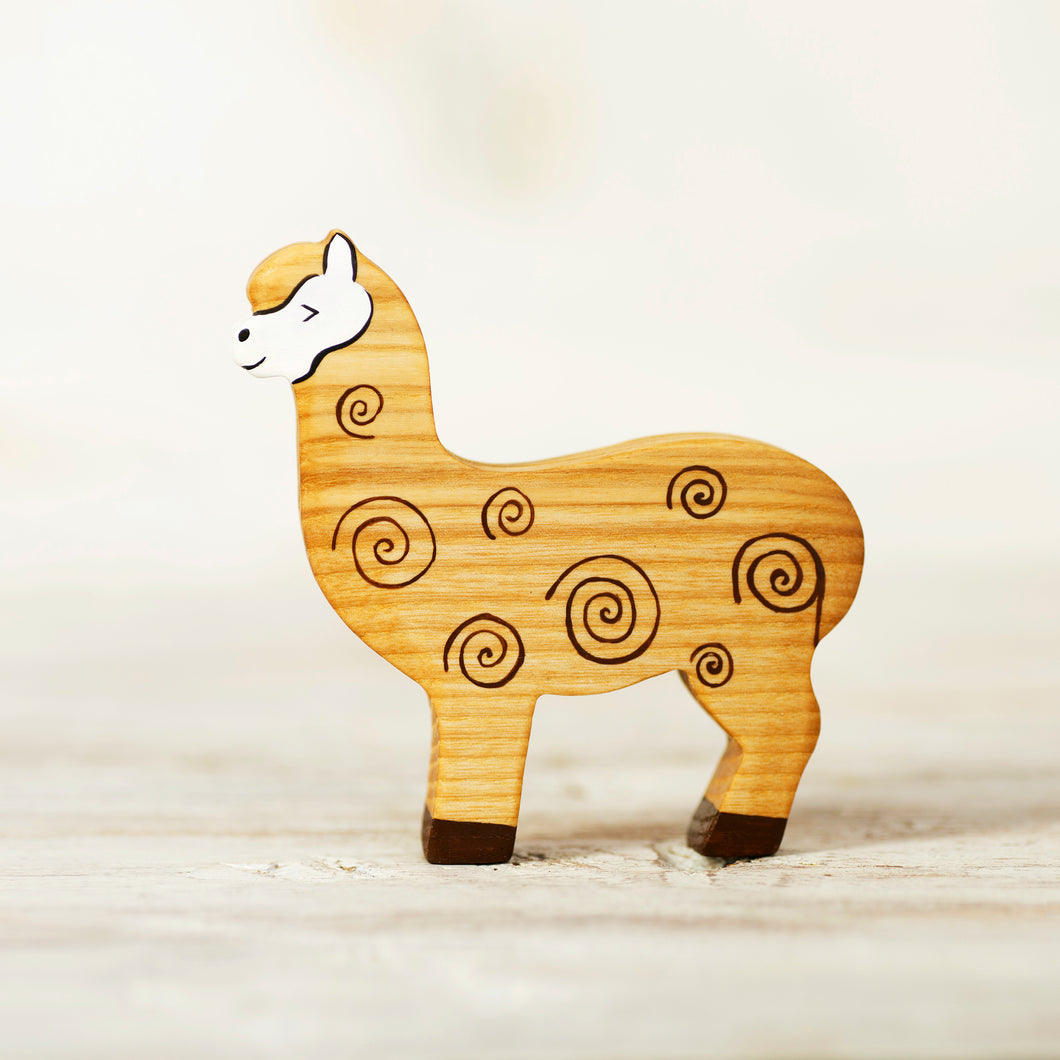 Wooden Alpaca - Things They Love