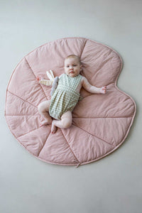 Washable Play Mat Water Lily Vintage Nude