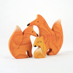 Wooden Fox Family