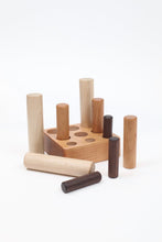 Load image into Gallery viewer, Montessori Size Discrimination Peg Toy - Things They Love
