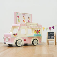 Load image into Gallery viewer, Dolly Ice Cream Van
