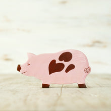 Load image into Gallery viewer, Wooden Pig &amp; Piglet - Things They Love
