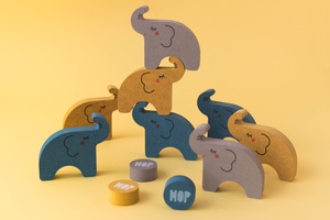 LONDJI Wooden Toys - Alehop! Balancing Game - 8 Elephants & 3 Balls